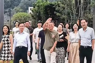 TA：三名曼联球迷因高呼希尔斯堡惨案的相关口号而被捕